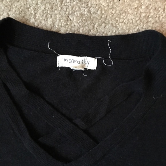 Moon & sky sweater size medium. - Picture 2 of 3